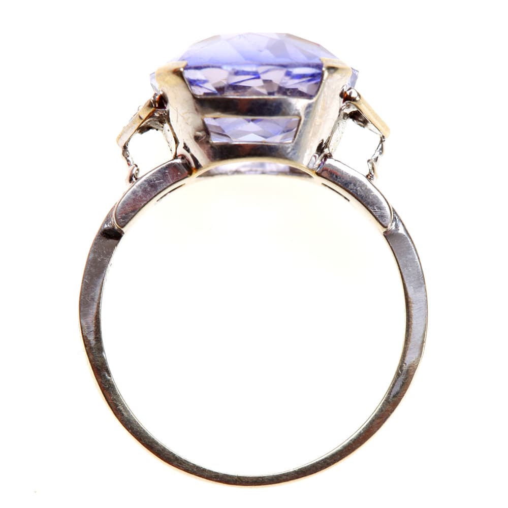 Aquamarine, Diamond & White Gold Ring