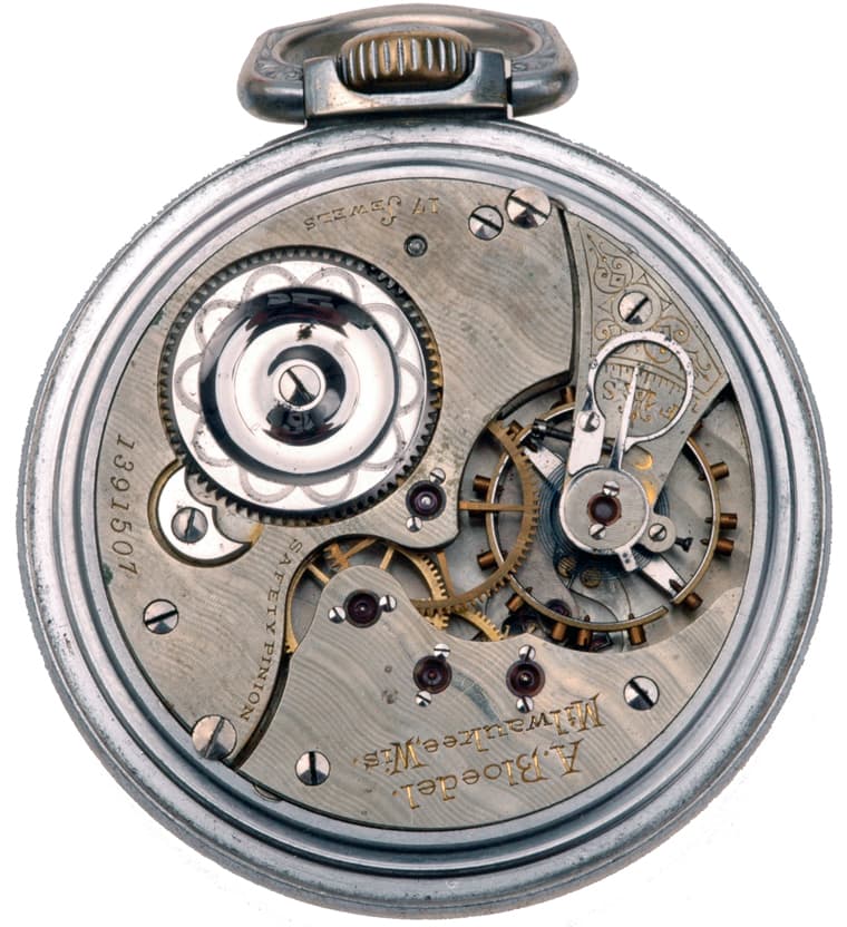 SOLD - 1920 Hamilton 17J Nickel/Chrome Pocket Watch $50